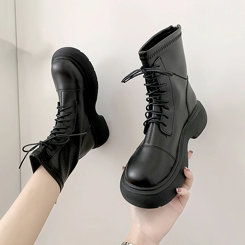 

Женские резиновые ботинки, Осенняя обувь, ботинки с круглым носком, женские ботинки на молнии, на плоской подошве, для дождливой погоды, женс...