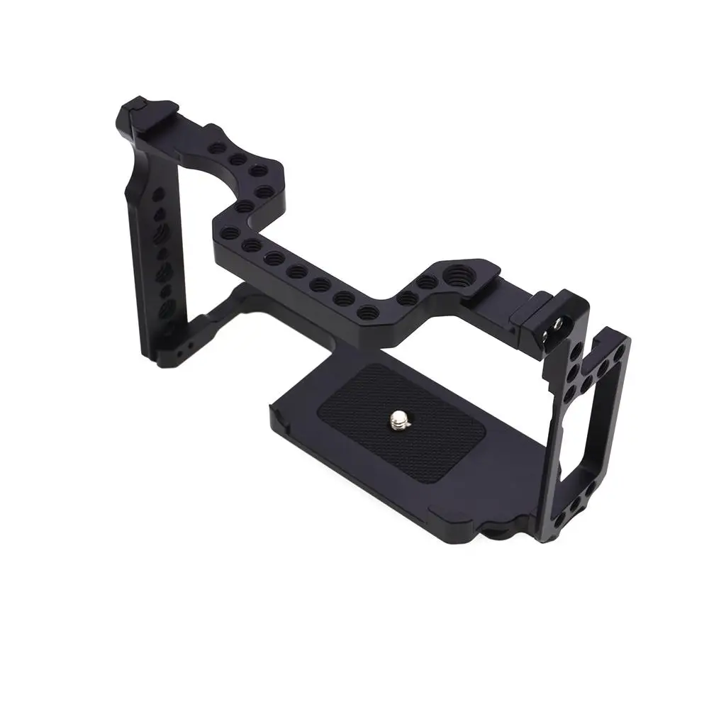

Metal Camera Video Shooting Rig Cage with 1/4'' Screw Holes 3/8'' Screw Holes for Canon 5D Mark II III IV 5Ds