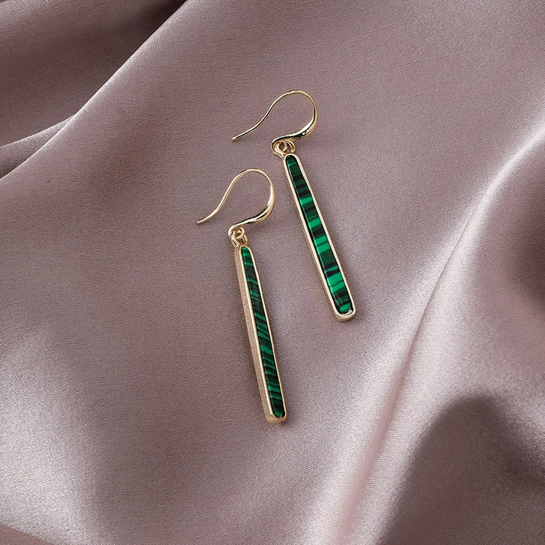 Женские акриловые серьги подвески простые зеленые длинные висячие