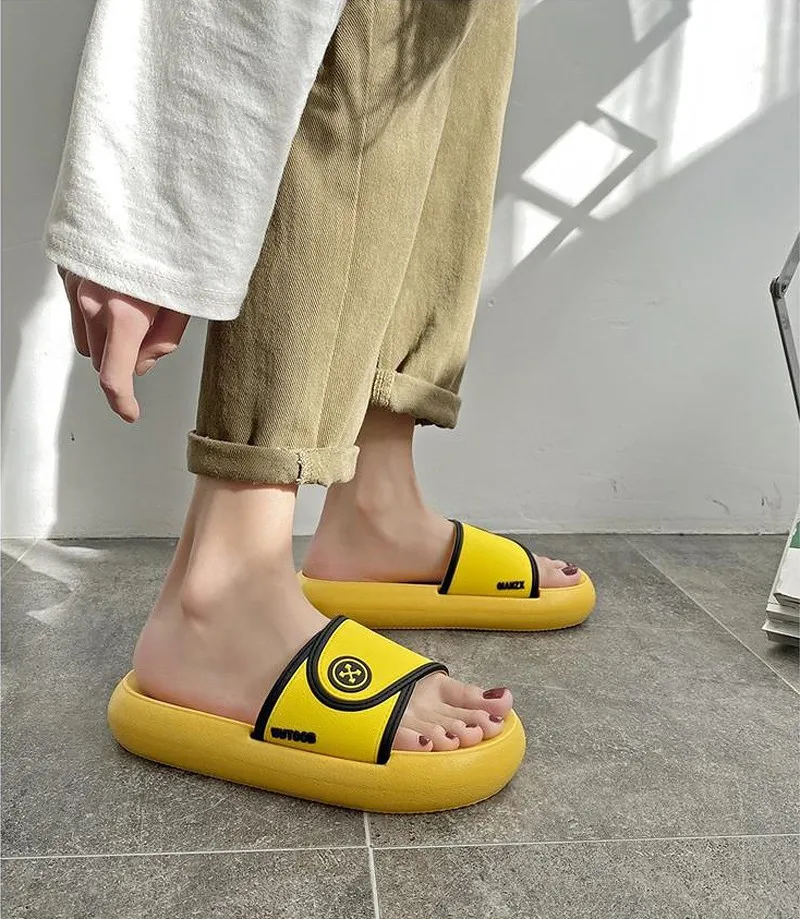 

Non-slip Women Men Summer Slippers Beach Slides Flip Flops Ladies Boys Girls House Outdoor Platform Sandals Bathroom Shoes