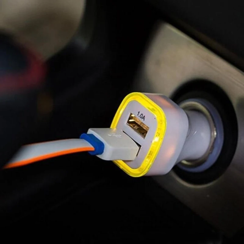 Автомобильное зарядное устройство с 2 мя USB портами 1 А|Орнаменты| |