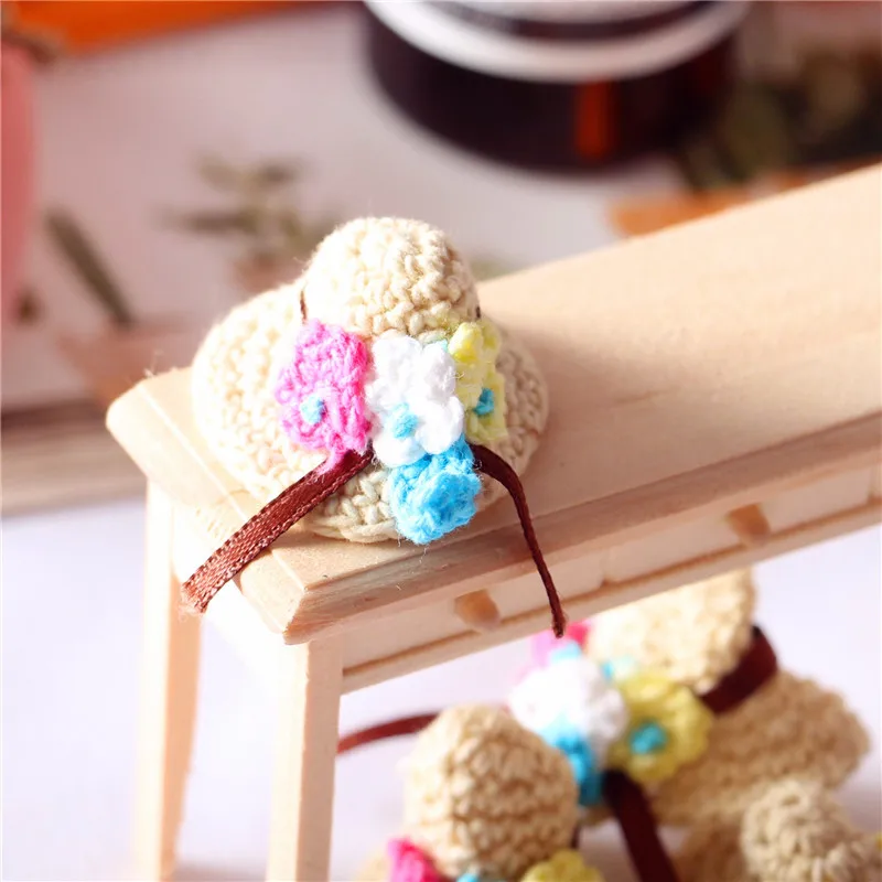 

1:12 The Dollhouse Model Lady Sun Hat Decorative Ornaments Are Purely Handmade And Creative