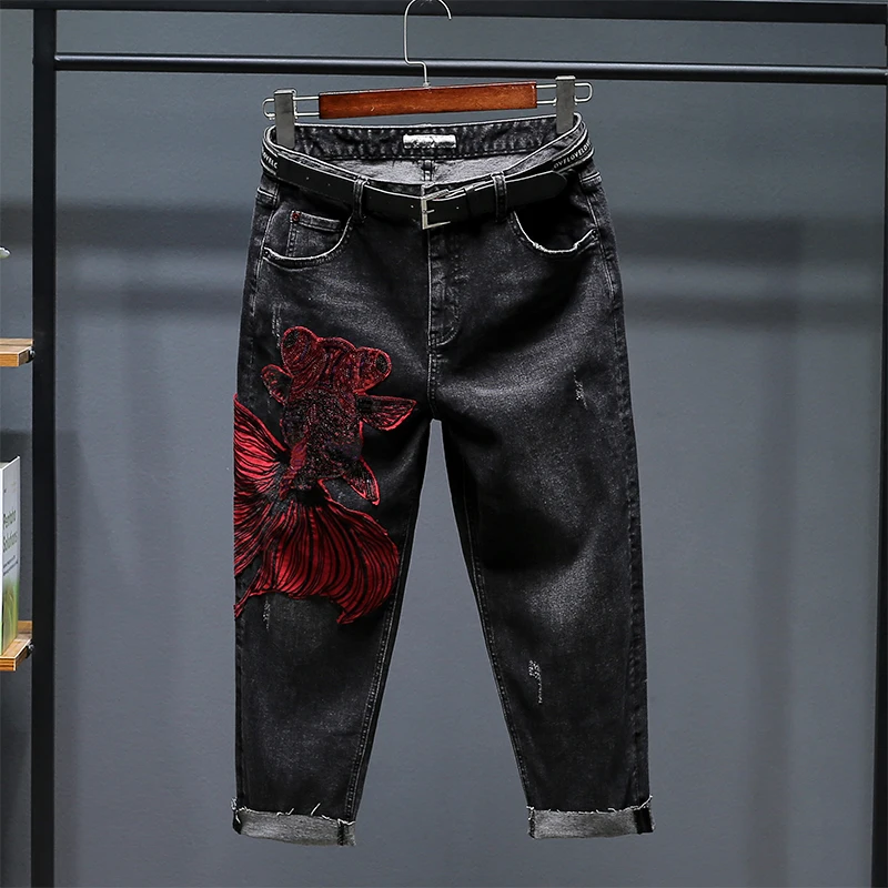 

Woman Black Jean 2021 New Spring Autumn Trendy Casual Cotton Elastic Denim Pants Goldfish Embroidery Straight Jean Calf-length