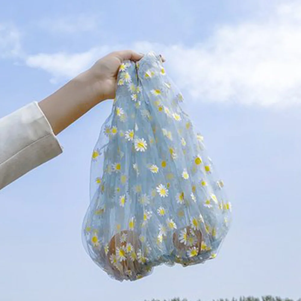 

Korea New fashion Women Small Transparent Tote Mesh Cloth Bag Embroidery Handbag Cute Flower Tulle Fruit Bag Clear Shopping Bag