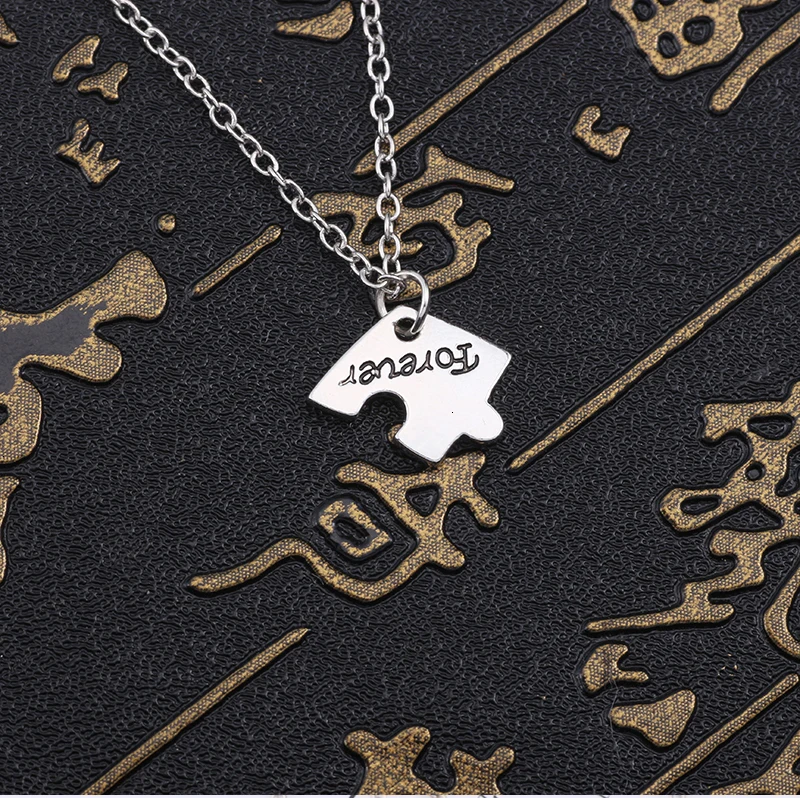 3 шт./компл. Best Friends Forever персик треснувшие передние сердце Цепочки и ожерелья серебро Цвет BFF ювелирные изделия! Креативные память прямые продажи