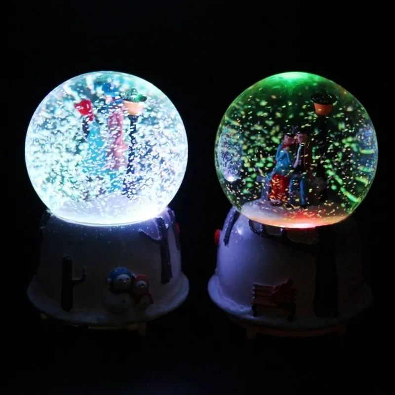 Музыкальная шкатулка в виде хрустального шара с светильник снежинки Рождество