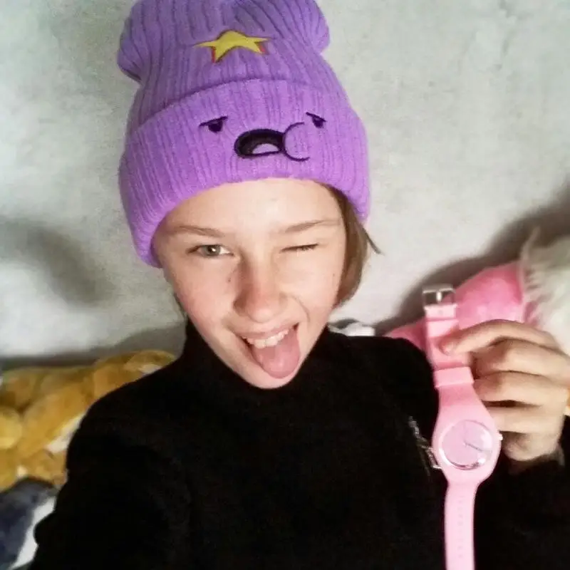 Женская шапка облегающие шапки вязаная зимняя женская брендовая с черепом