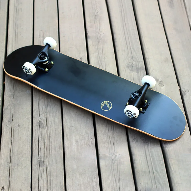 

Off Road Professional Beginner Skateboard Complete Teenagers Skateboard Land Surfboard Shape Maple Kaykay Outdoor Sports BI50SB