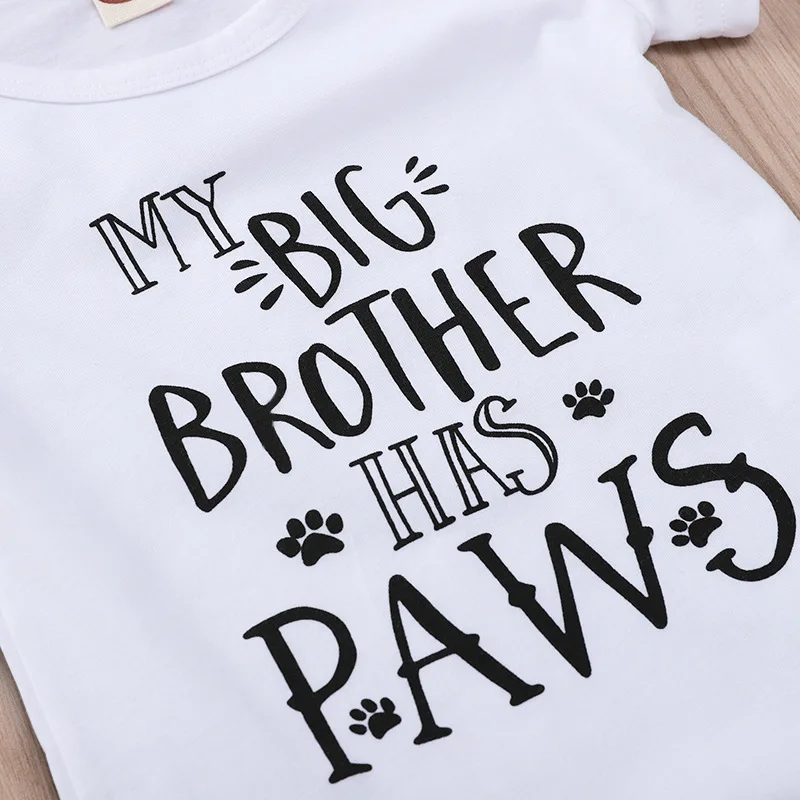 Маленький хлопковый летний белый комбинезон с надписью My Brother Sister Has lapes детский
