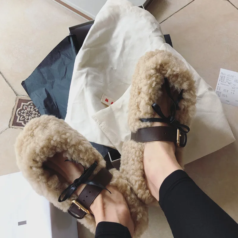 Sapatos Feminino/Новинка 2019 года Модные осенние женские балетки на меху повседневные