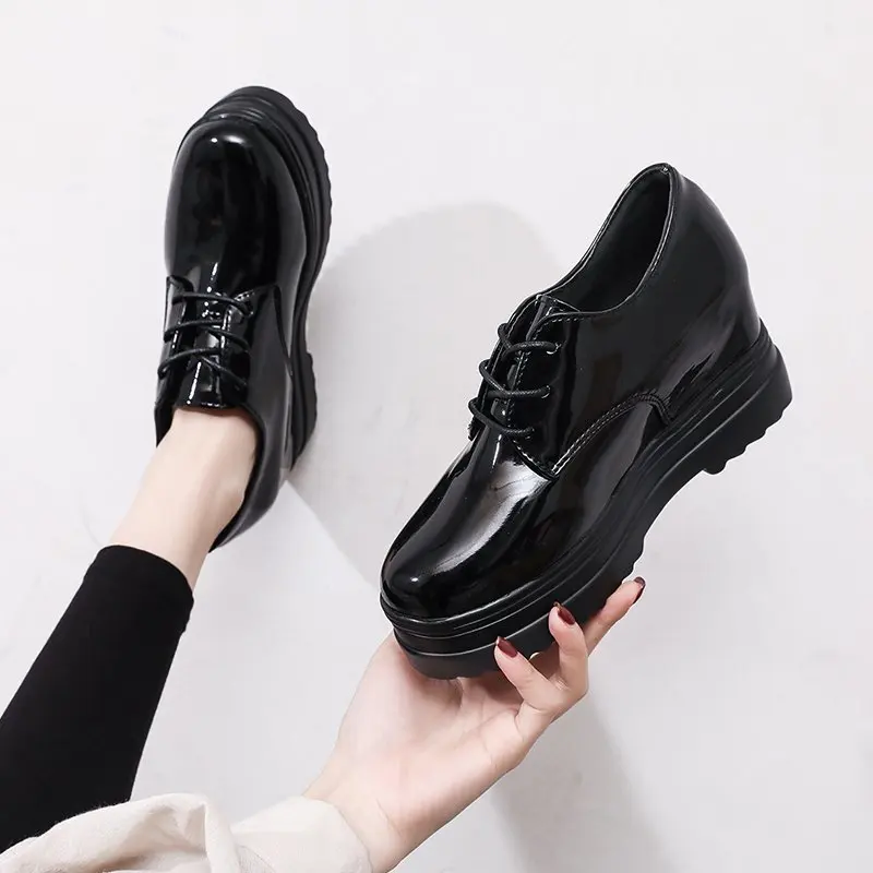

2021 NEW Spring Autumn Woman Shoes Patent Leather Platform Shoes Lace Up Thick Sole Casual Shoes Black Oxford Shoes
