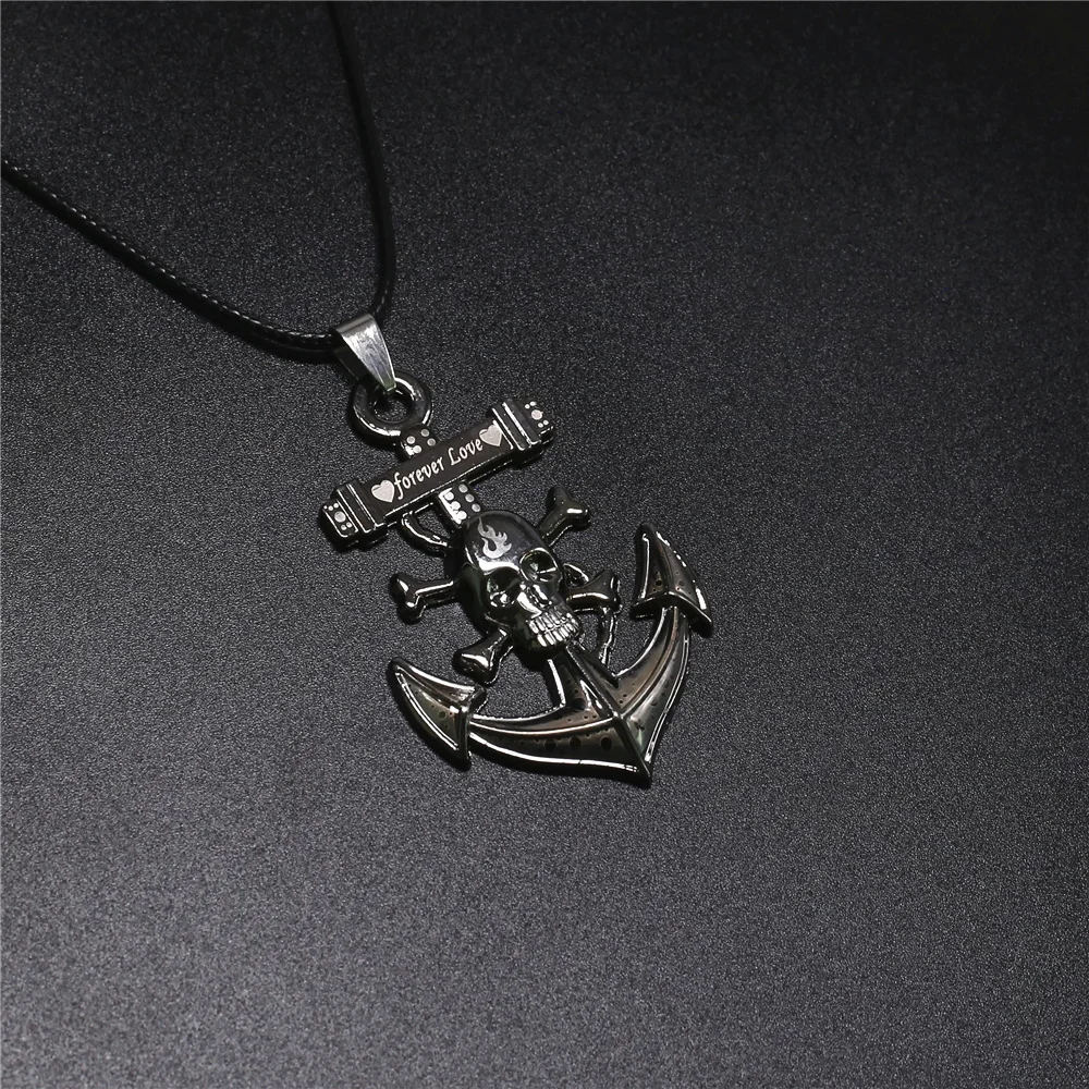 Модное колье с подвеской-крестом в стиле панк колье-чокер мужское и ожерелье