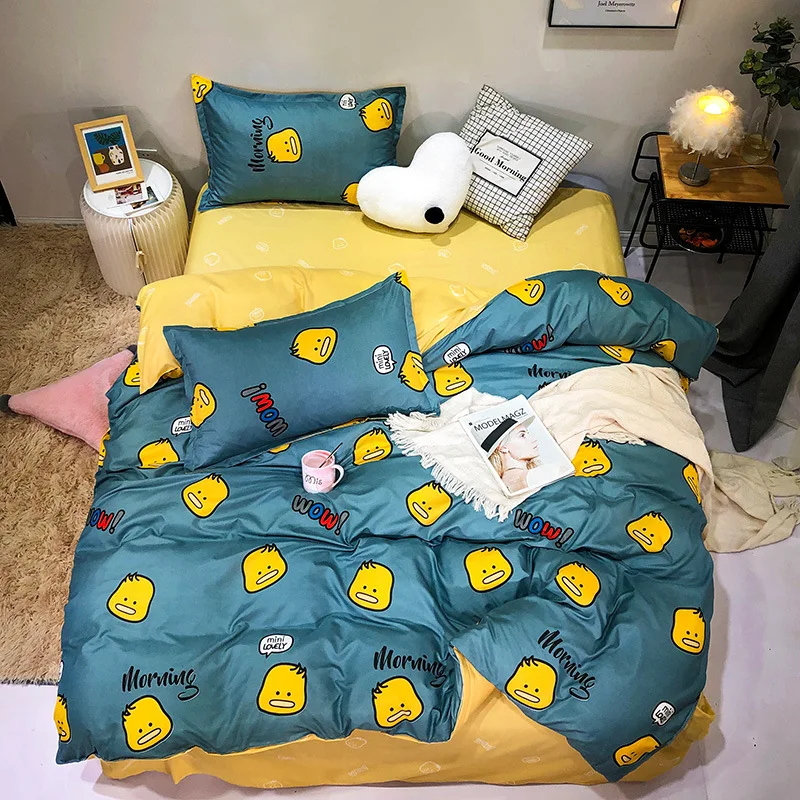 Детский комплект постельного белья с милым мультяшным рисунком двухстороннее