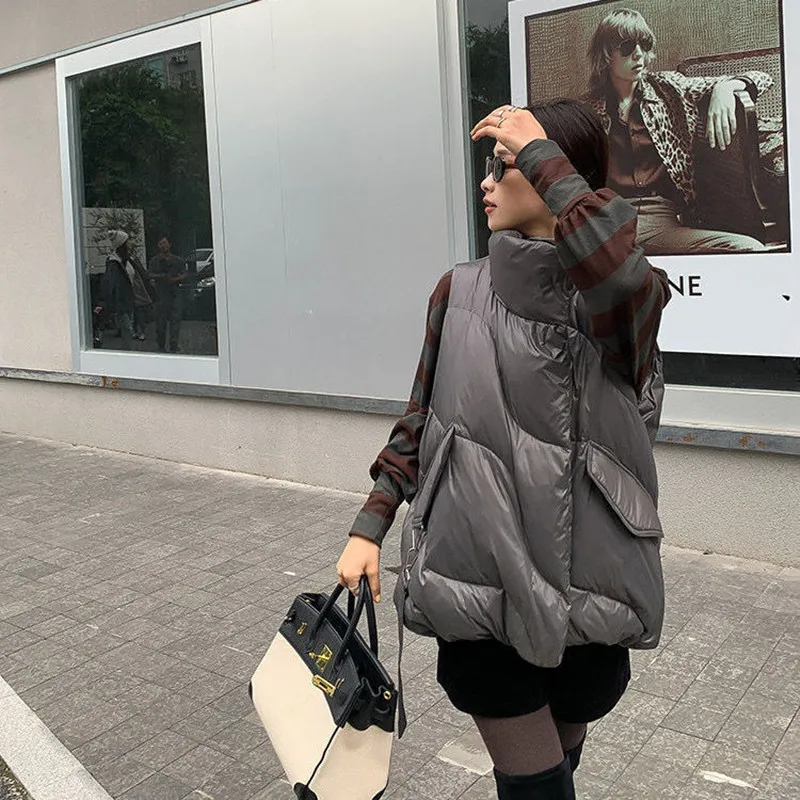 2023 New Ultra Light Down Vest Women Loose Vest Windproof Lightweight Warm Waistcoat Female White Duck Down Down Coat Sleeveless