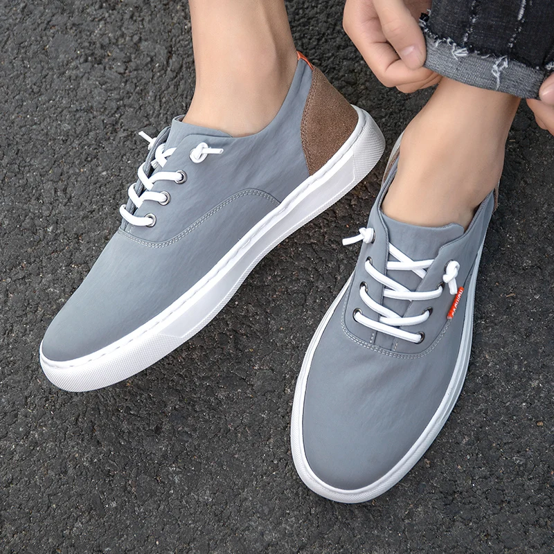 Men's Skateboarding Shoes 2020 High Top Flats Sneakers Men Breathable Street Sports Shoes Trainers Jogging Shoes Chaussure Homme