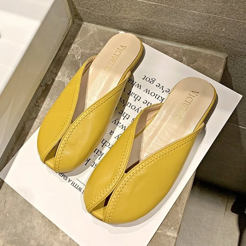 Модная пляжная обувь на плоской подошве Шлепанцы без задника с открытыми