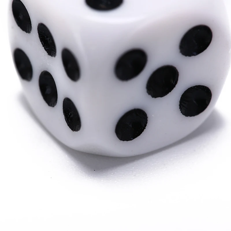

5Pcs/Lot 16mm Drinking Dice Acrylic White Round Corner Hexahedron Dice Club Party Table Playing Games RPG Dice Set