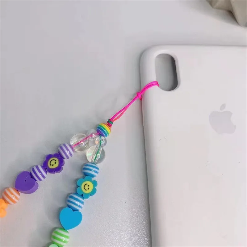 

2021 Chic Boho Geometric Colorful Flower Beads Phone Wrist Chain For Women Girls Phone Strap Lanyard Strap Cord Bracelet Jewelry