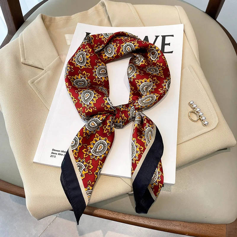 

2021 Luxury Brand Silk Scarf Women Cashw Floral Square Shawls and Wraps Small Neckerchief Hair Tie Neck Hijab Foulards 70*70Cm