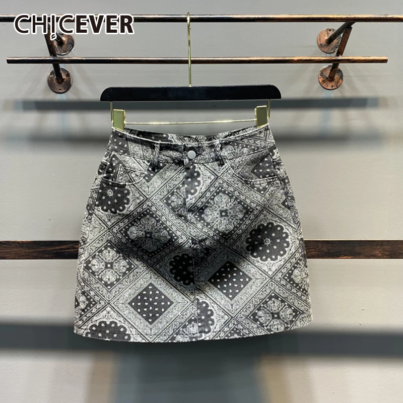 

CHICEVER Vintage High-waisted Skirt For Women Print Patterned Button A Line Mini Denim Skirts Female Summer Fashion 2021 New