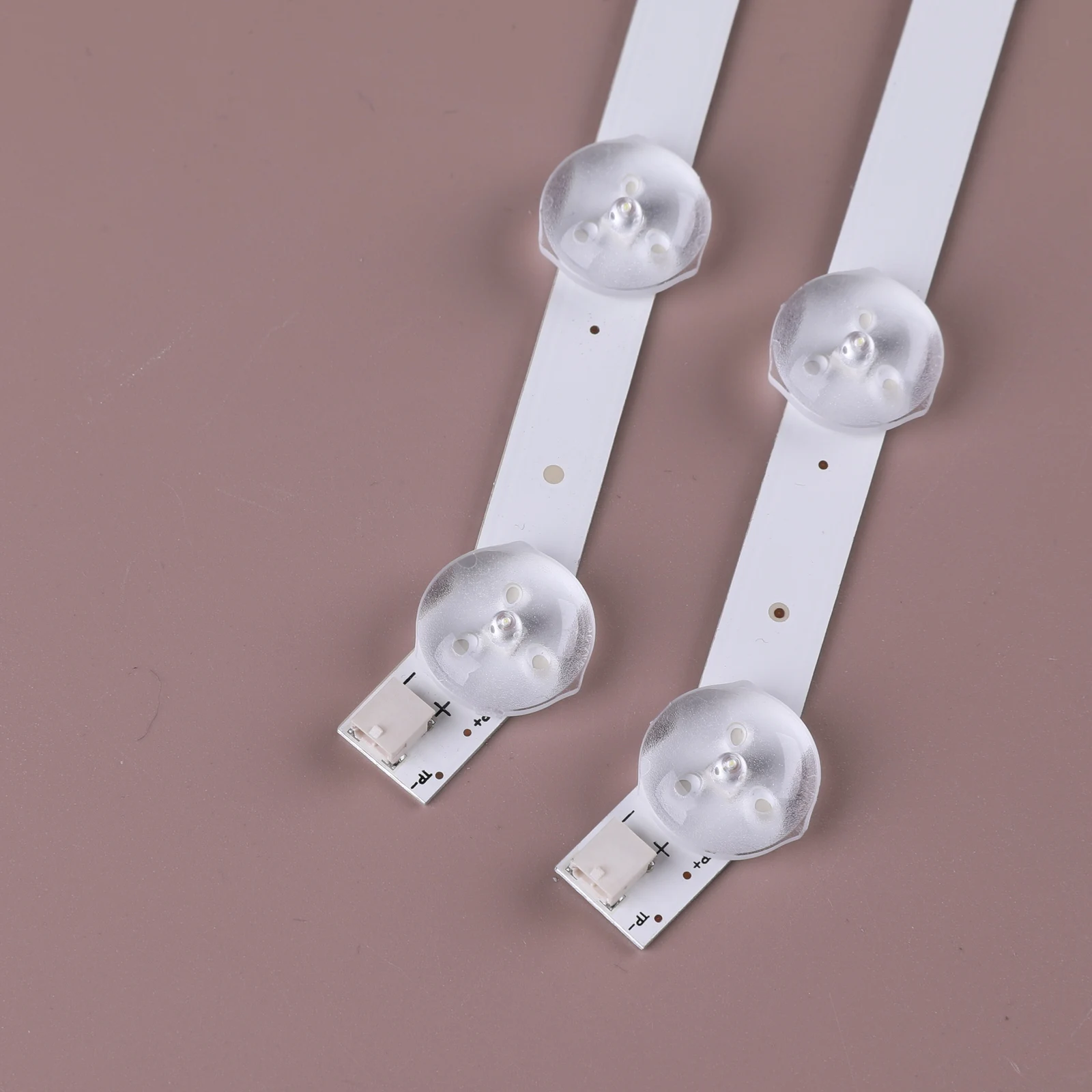 Комплект из 3-х предметов детский новый 13 + 12LED полосы D3GE-400SMA-R2 D3GE-400SMB-R2 для 2013SVS40