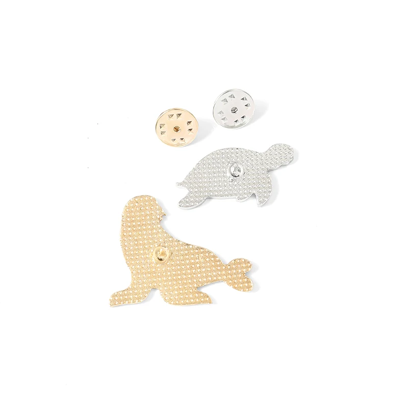 

Animal world Enamel Pin Custom Walrus Alpaca Deer Owl Turtle Elephant Brooches Shirt Lapel Bag Animal Badge Jewelry Gift for Kid