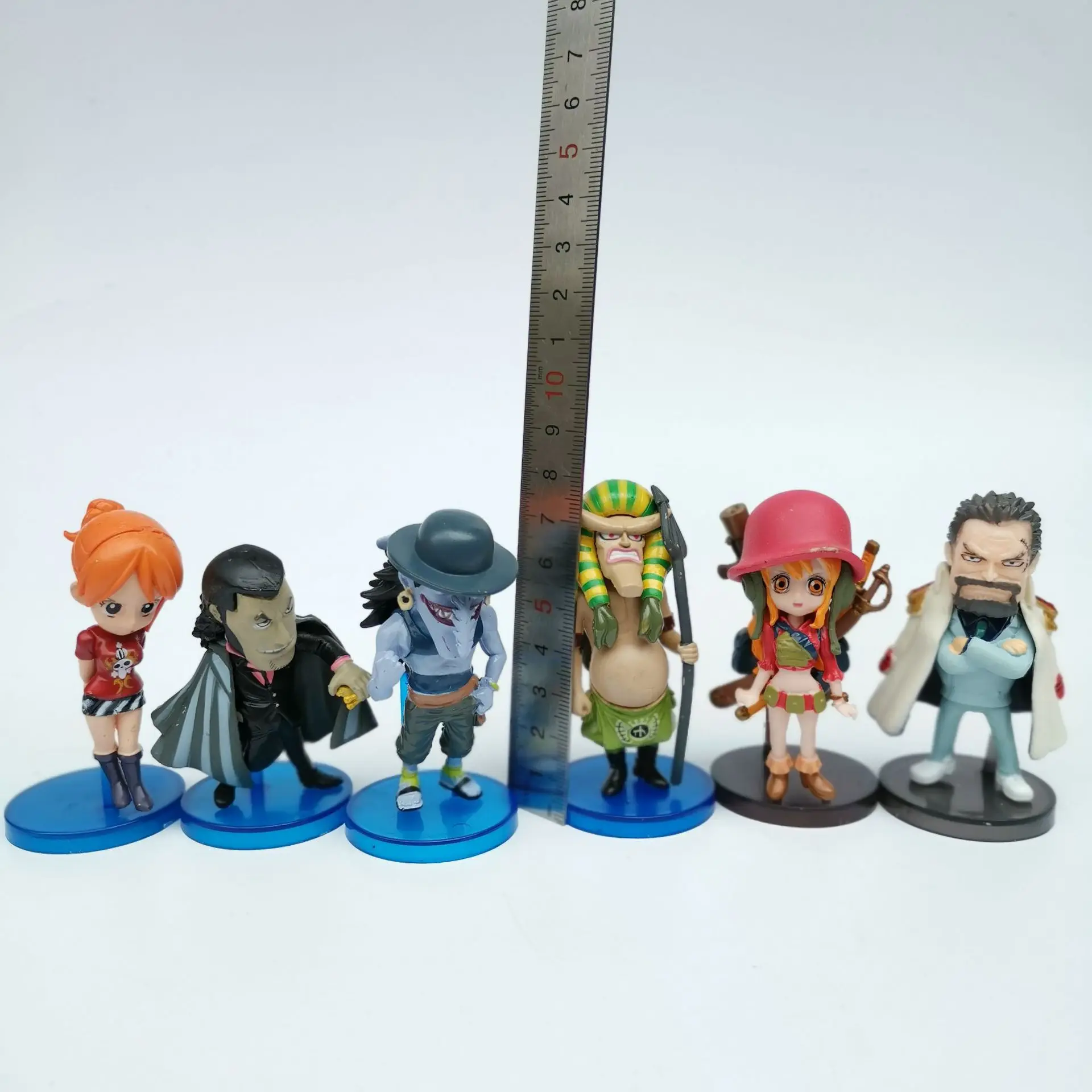 Цвет при отправке выбирается случайным образом 50 шт./лот Japansese аниме Рисунок one piece