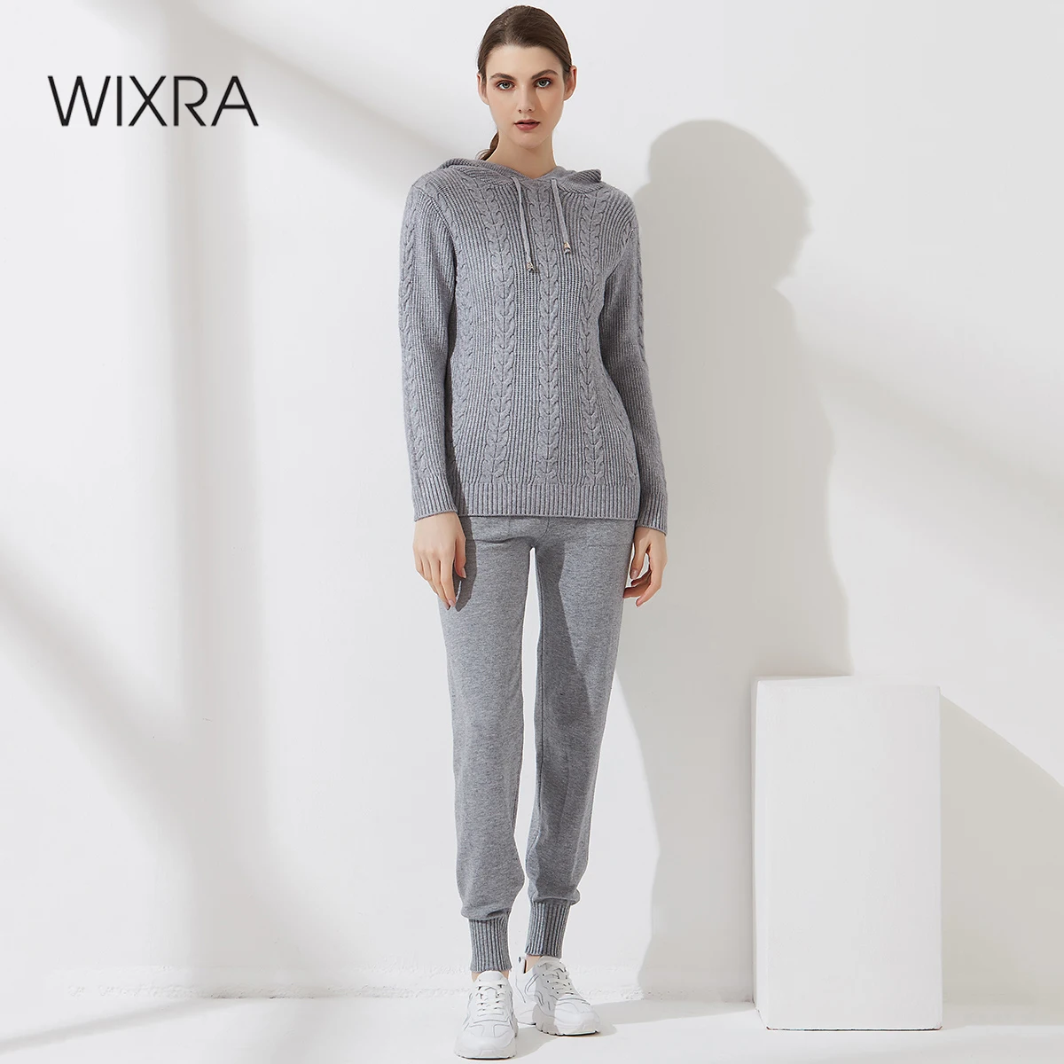 

Женский трикотажный спортивный костюм Wixra, свитер с капюшоном + узкие брюки с эластичной резинкой на талии, осенне-зимний женский однотонный...