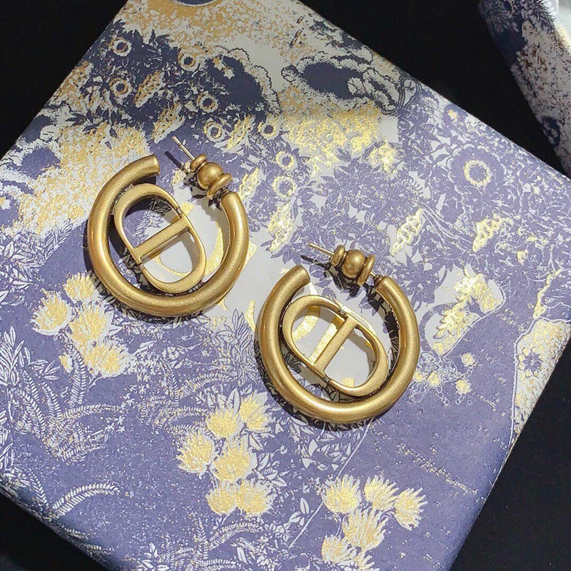 

PUNKI Stainless Steel Gold Color Stud Earrings for Women Girl Simple Punk Letter B Fashion Gift Party Jewelry