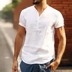 Футболка мужская льняная с коротким рукавом и V-образным вырезом