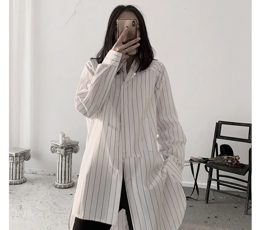 

[EAM] Women White Striped Split Big Size Blouse New Lapel Long Sleeve Loose Fit Shirt Fashion Tide Spring Autumn 2021 19A-a684
