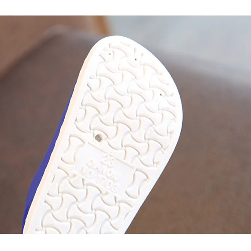 

Summer Kids Beach Sandals for Boys Casual Soft Non-slip Flat Sandals Outdoor Sport Children Shoes Sandalia Infantil 1-5Y F0051