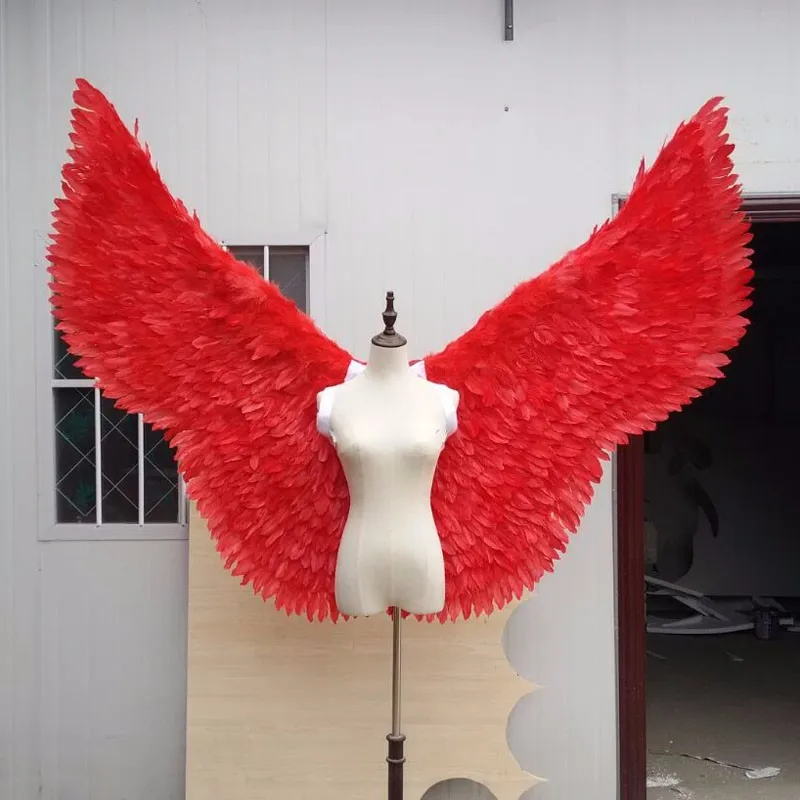 

Pluma de ngel alas rojo ala de ngel pluma desfile de festival accesorios para Ventana Modelo de pasarela suministros para