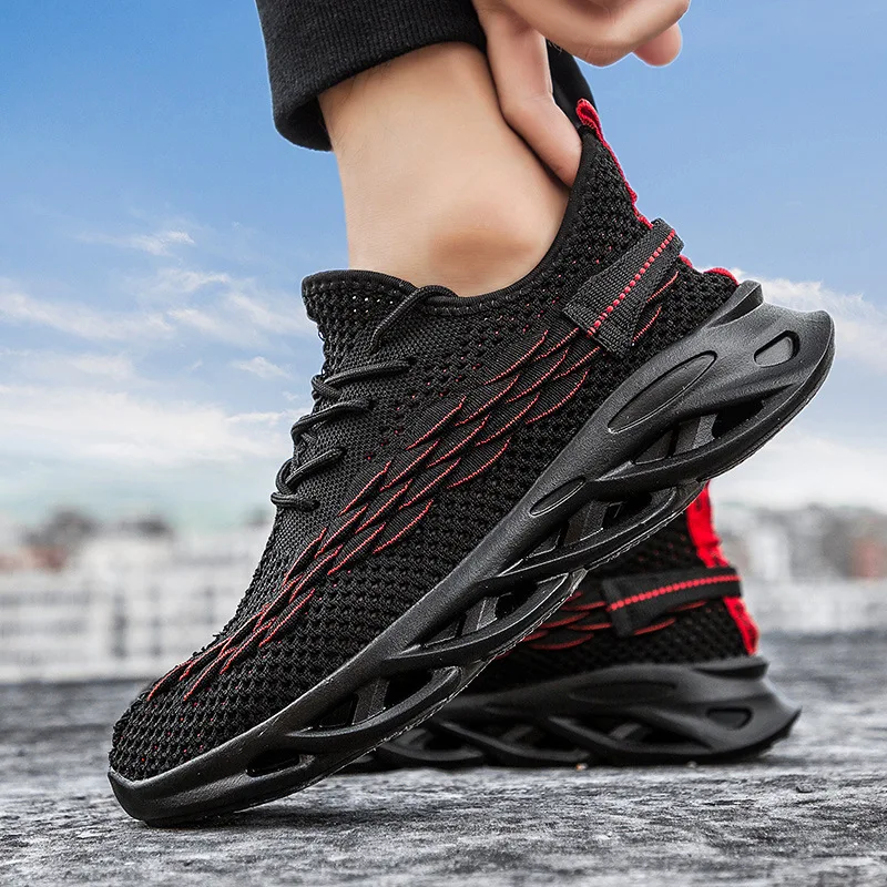 Мужские легкие кроссовки черные дышащие сетчатые Повседневная Нескользящая