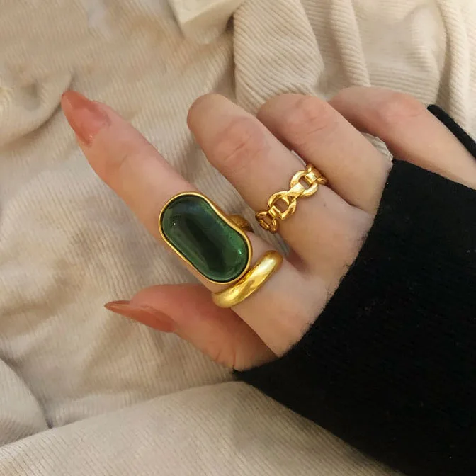 

Vintage Stylish Super Big Rings For Women Fashion Jewelry Green Stone Cool Design Wide Finger Ring Ladies Luxury Gift