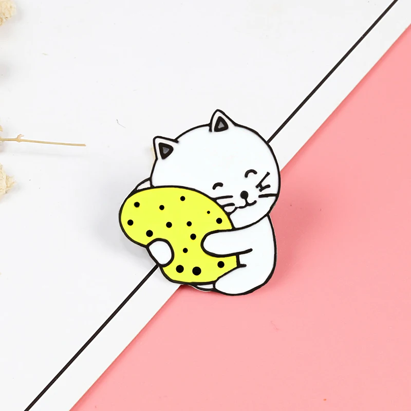 С рисунком кота из мультфильма коллекция Брошь вентилятор для чтения ленивый