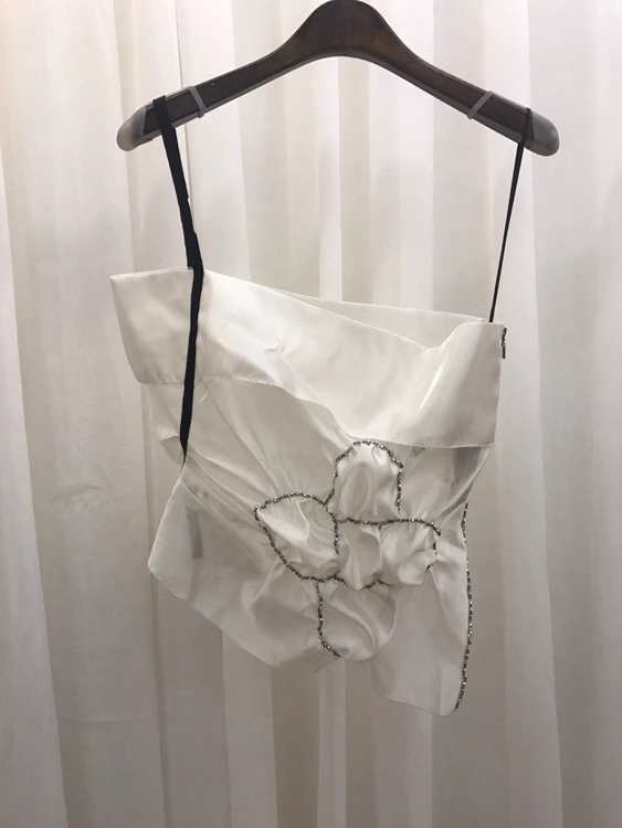 

2021 new women fashion bead stitching tube top decoration off shoulder strap top 510