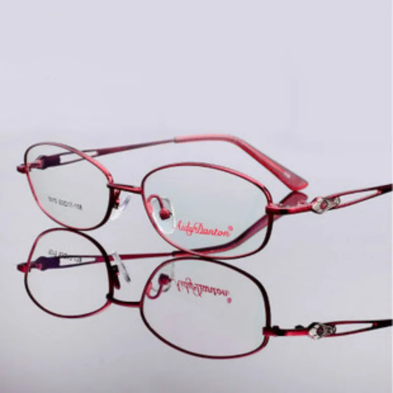 

The New Short-sighted Eyeglass Frame Is Super Light. Women's Metal Eyeglass Frame Fashion Half-framed Eye Frame