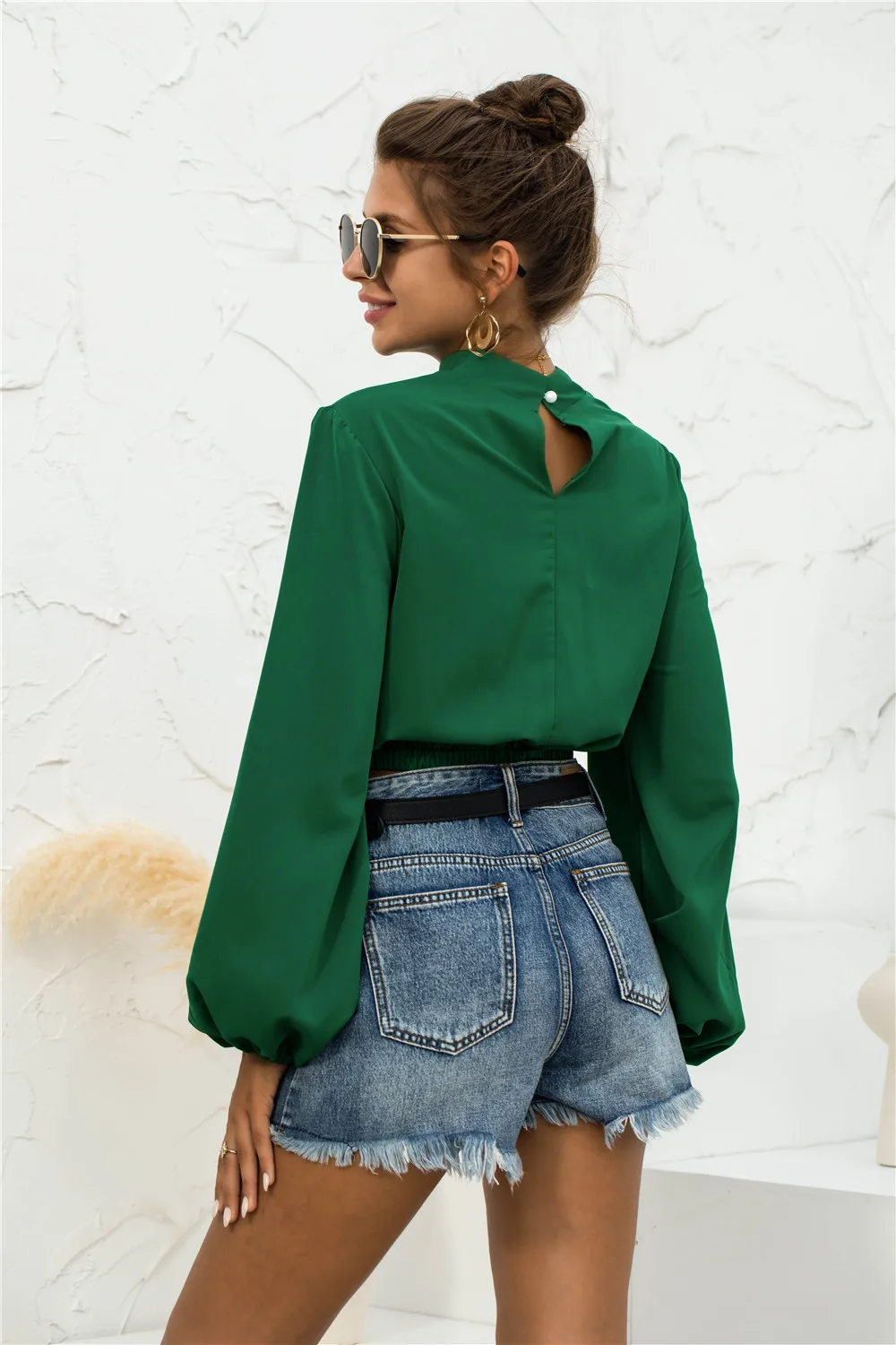 

Vintage Lantern Sleeves Blouse Women Tops Gothic Long Sleeve Shirt Black Green Autumn Winter Folder Pullover Ladies Blouses S-XL