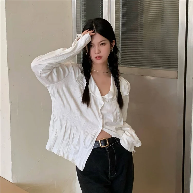Loose Lapel Pleated Long Sleeve