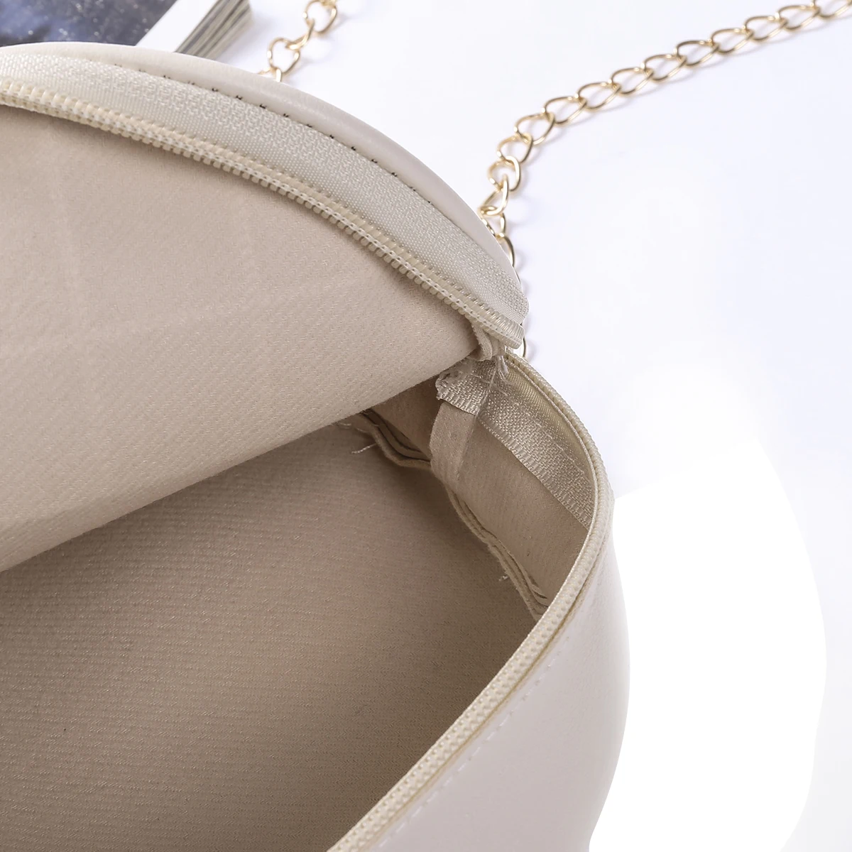 

2020 Summmer New Fashion Women Rhombus Shoulder Bag Mini Small Round Chain Bags PU Leather Circle Purses Zipper Messenger Bag