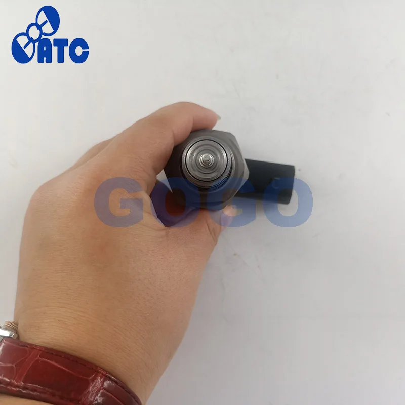 Регулятор давления Common Rail для дизельного топлива регулятор DRV A6110780449 подходит