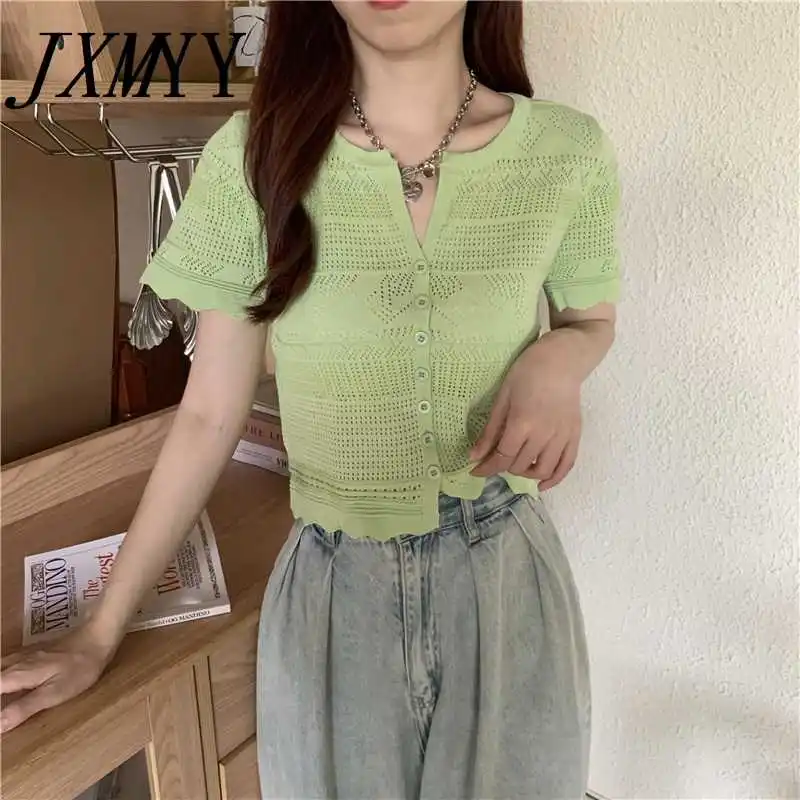 

ICCLEK JXMYY 2021 Summer New Product Small Fresh Short Cropped Hollow Female V-Neck Short-Sleeved Knitted Cardigan T-Shirt To