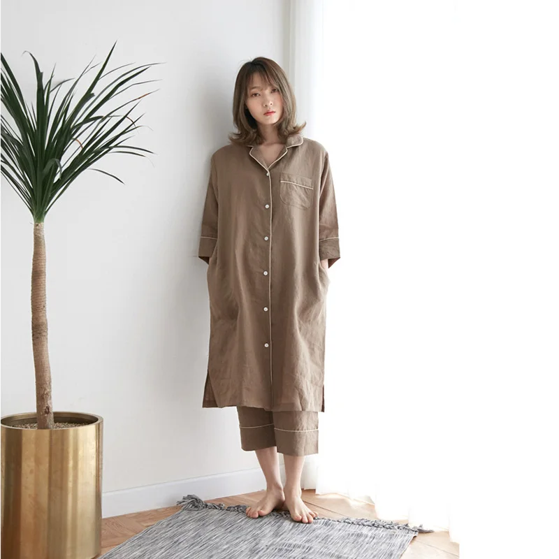 Хлопковые и льняные пижамы кофейного цвета из трех предметов женские с длинными