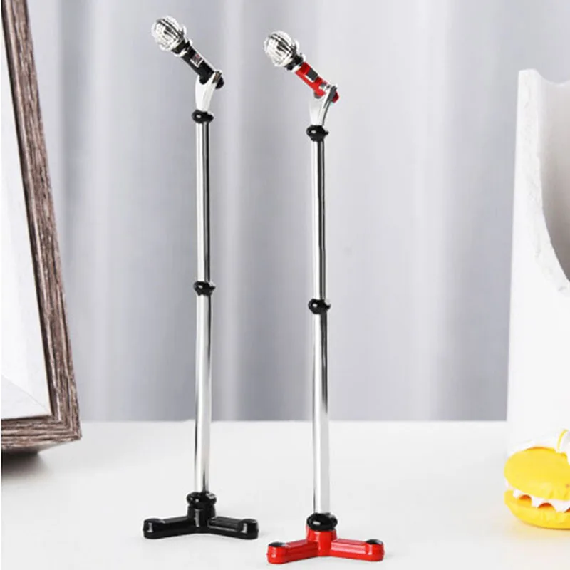

New 1:12 Doll House Cute Mini Metal Microphone Model Dollhouse Miniature Furniture Accessories Home Decoration