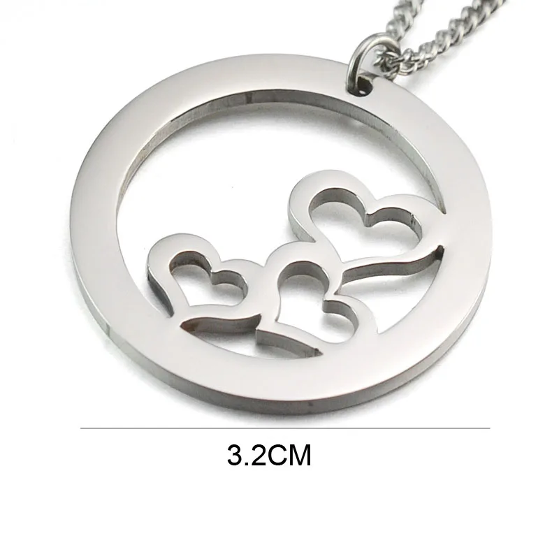 Ожерелье с круглой подвеской в виде тройного сердца из нержавеющей стали