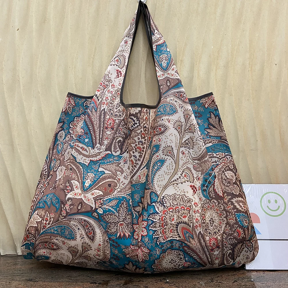 

Waterproof Shopping Bags Reusable Ladies Handbags Travel Shoulder Bags Foldable Portable Fashion Pocket Storage Bags Tote Bag