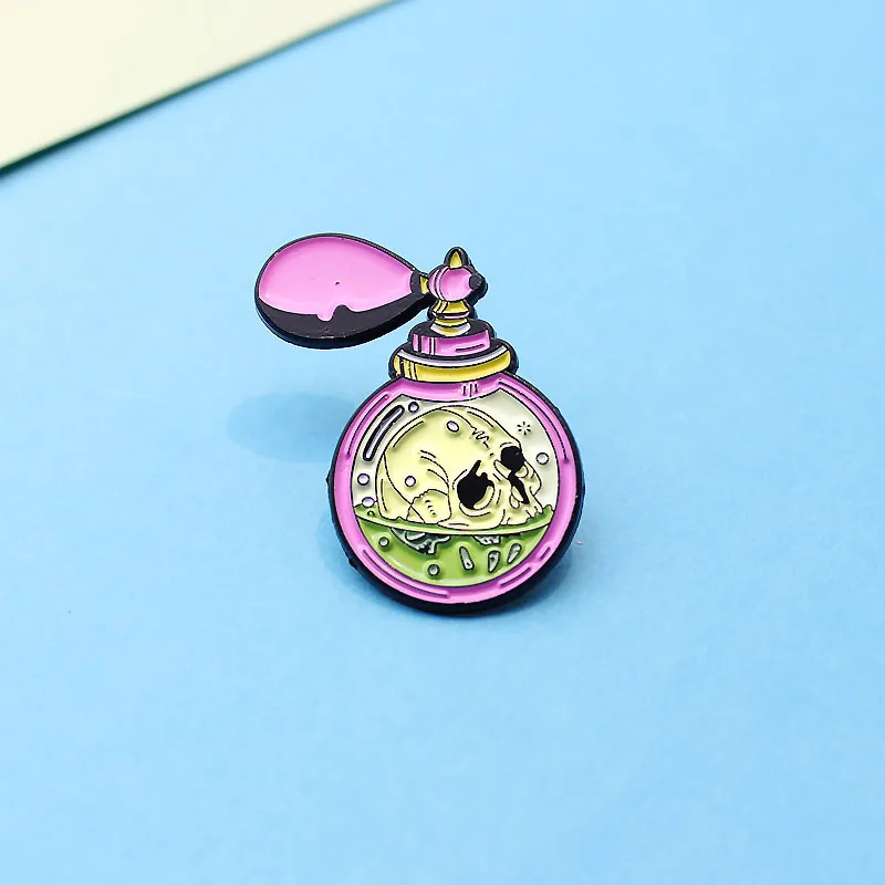 Панк мертвая брошь с дизайном скелет булавки ядовитые духи жидкая медицина