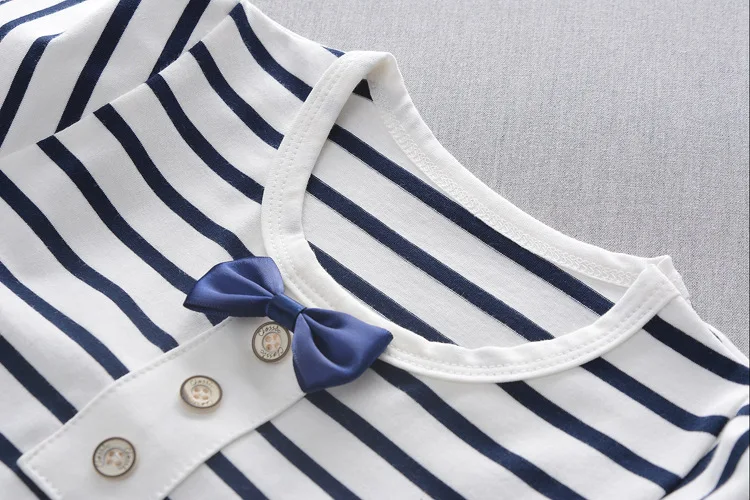 Футболка с коротким рукавом и штаны для мальчиков |