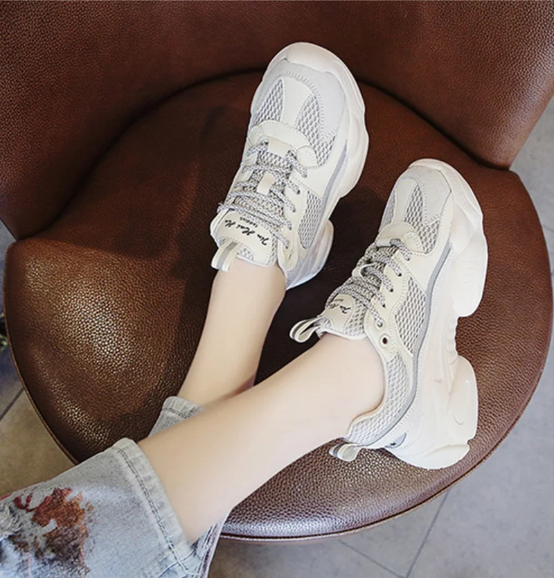 Женская Вулканизированная обувь Светящиеся кроссовки с темной ночной